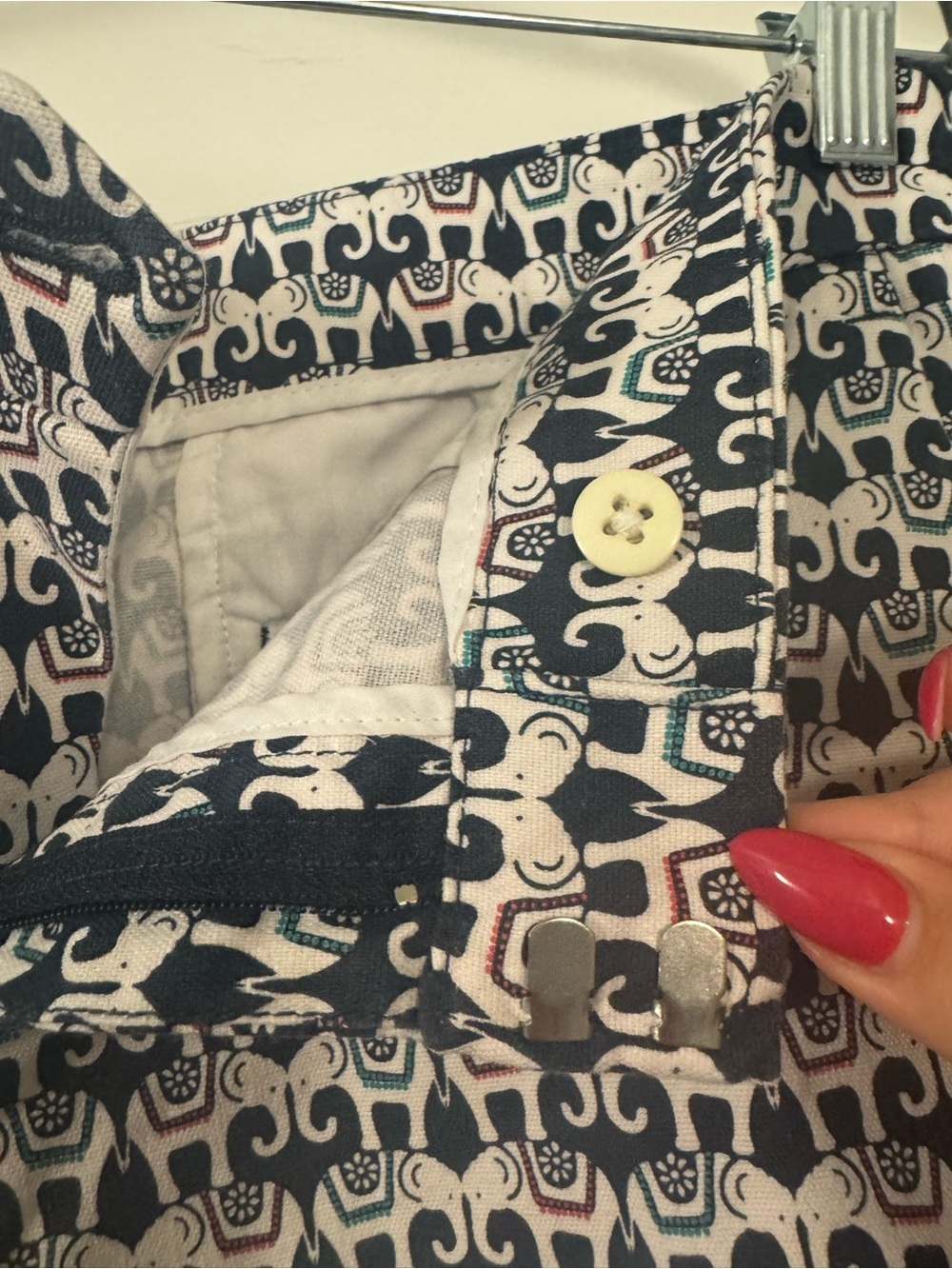 Banana Republic Navy and White Elephant Shorts - Picture 3 of 10